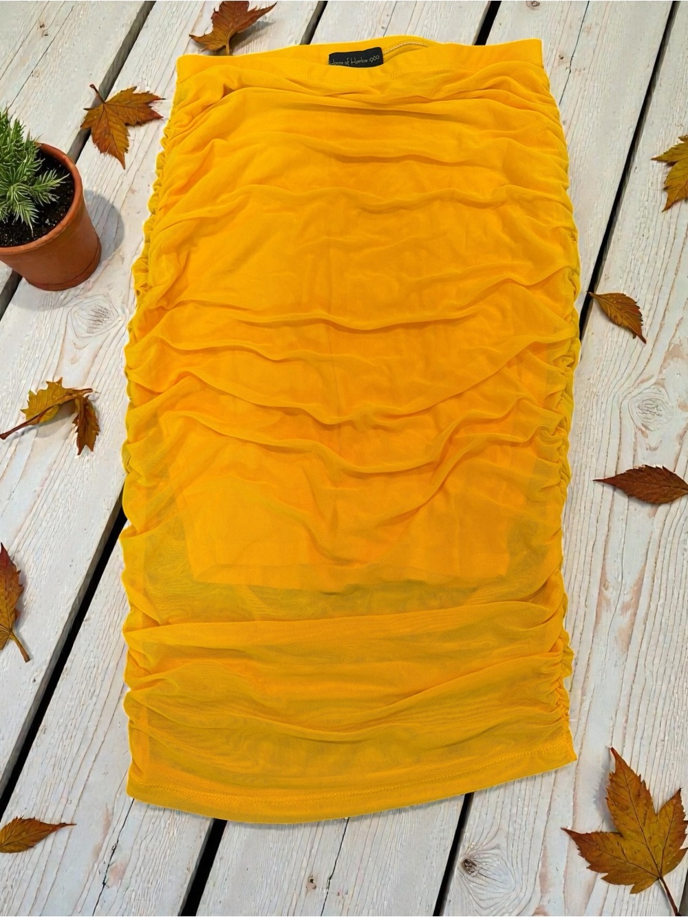 House of Harlow 1960 Yellow Ruched Midi Skirt